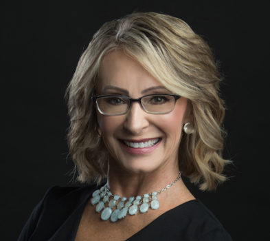 Headshot of Gloriann Kueter